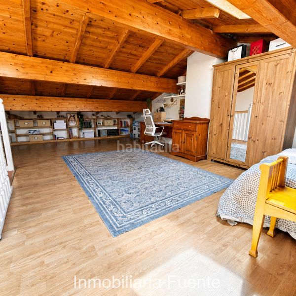 Foto f470db39-3056-4bc8-8db4-2e6635cd9fbb. Maison jumelée avec chauffage dans Muskiz