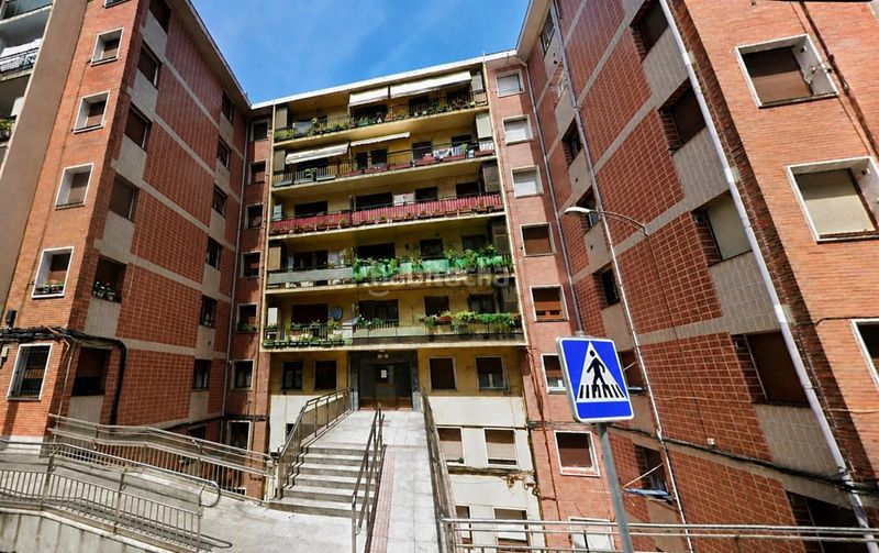 Foto 9cf9b2be-687c-4fa7-8819-07467b06c559. Flat in Centro-Ariz-Uribarri Basauri