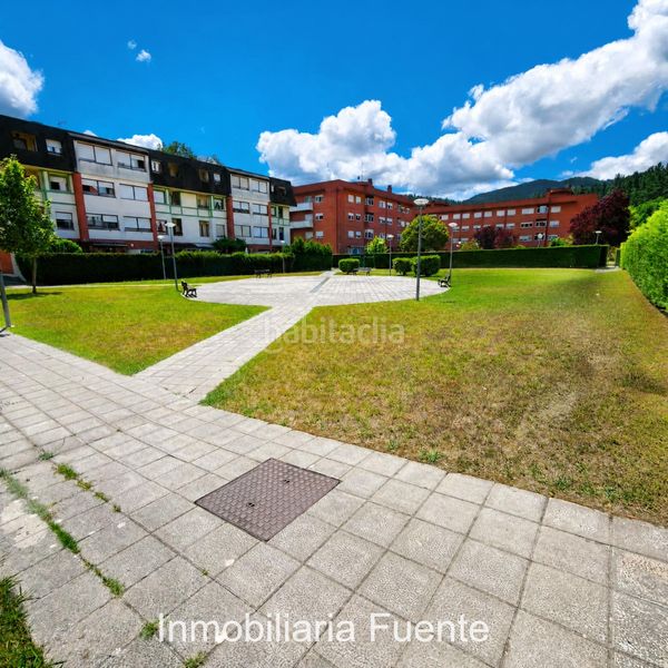 Foto 6f806dd0-fb80-4c38-93ee-ee37910545f2. Planta baixa amb calefacció aparcament a Güeñes