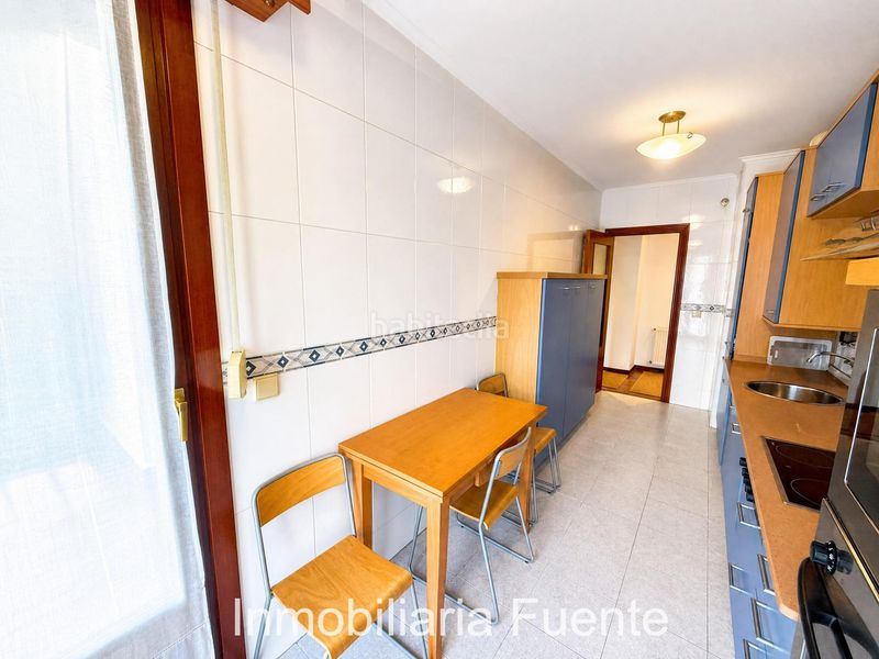 Foto c8c42ad8-4e19-4633-b7c9-0d86f73ab6b0. Planta baixa amb calefacció aparcament a Güeñes