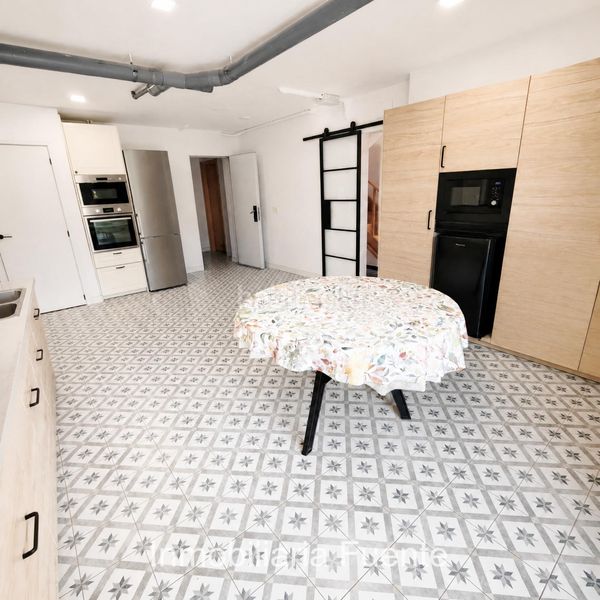 Foto bdec6273-045e-423d-9363-060f2029f090. Casa adossada amb calefacció aparcament a Sopuerta