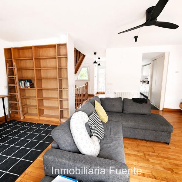 Foto de66943d-6872-438b-85d1-e91a79630b32. Casa adossada amb calefacció aparcament a Sopuerta