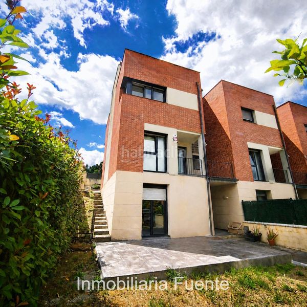 Foto efd57255-b108-47d4-a14f-0f0d7b02aeb4. Casa adossada amb calefacció aparcament a Sopuerta