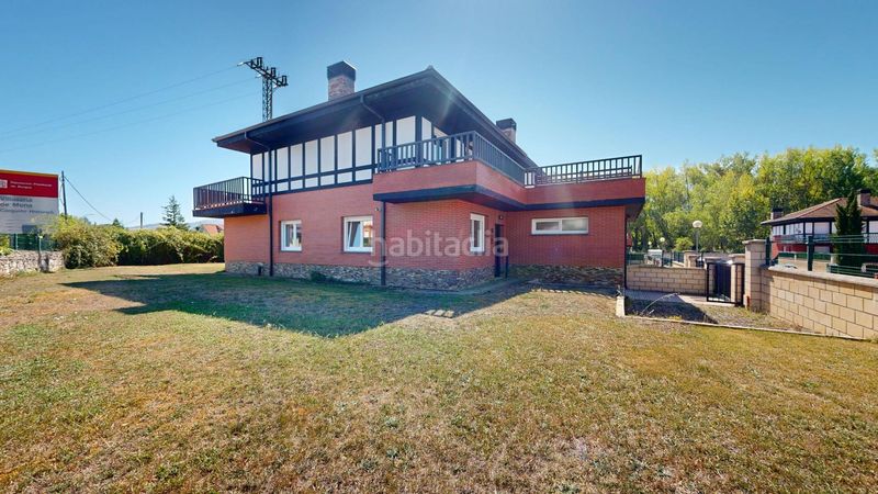 Foto c593680e-91c1-4aac-9a6a-52bf308bec11. Casa adossada amb calefacció aparcament a Valle de Mena