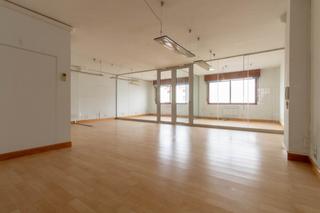 Bureau à Calle rodriguez arias 71 bis. Oficina con garaje directo opcional en edificio con seguridad.