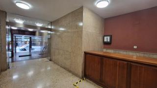 Office space in Calle rodriguez arias 71 bis. Oficina con garaje directo opcional en edificio con seguridad.