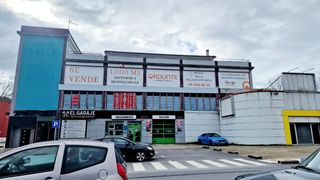 Local Comercial  Barrio el baular. Local de 1000 metros en zalla