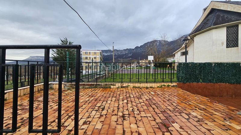 Foto 7fe9a410-10c1-4bc2-81c7-4691630027d5. Pis amb aparcament a Valle de Mena