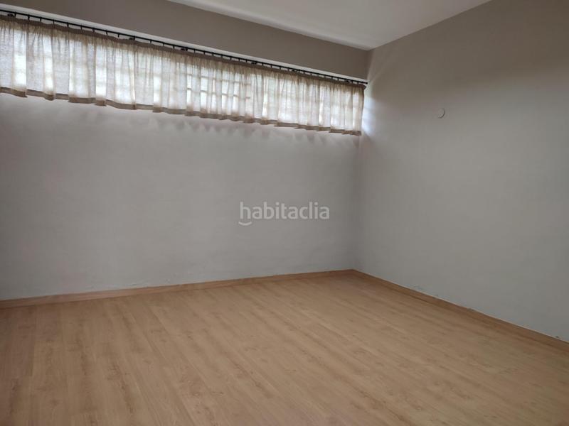 Foto 70e591ad-43e4-4d37-96b3-99d0fbbad4d0. Lloguer local comercial a Zalla