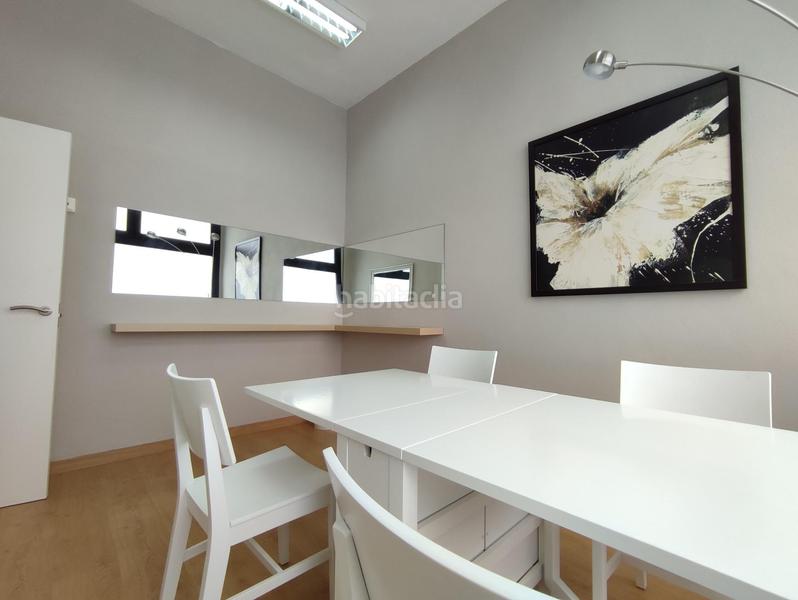 Foto c4f603a7-5eda-431f-ba35-7f89574df6bc. Lloguer local comercial a Zalla