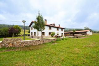 Casa  Carretera san pelayo, agüera. Negocio rentable en plena naturaleza! casa y negocio de hípica e