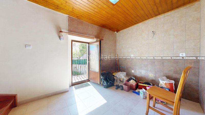 Foto c1b98ae8-65ec-4991-abb8-4b9b3b70dd72. Casa adossada a Valle de Mena