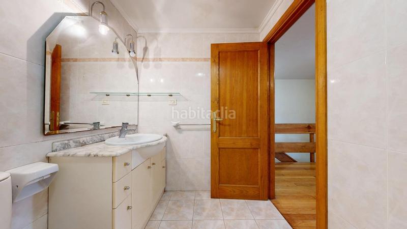 Foto 2712fffd-198e-47e4-b2a1-c12a3ff35d71. Casa baserri con 9.000 metos de terreno en Markina - Xemein