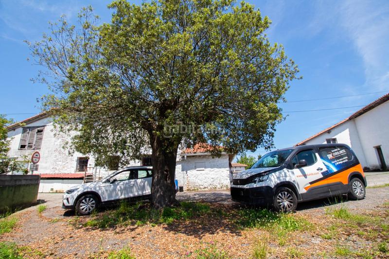 Foto 8ae98345-31d4-4c4b-be01-839047d62744. Casa baserri con 9.000 metos de terreno en Markina - Xemein