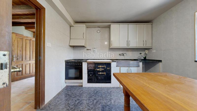 Foto e80f64a1-c04f-4a6a-b75c-0156f296c75c. Casa baserri con 9.000 metos de terreno en Markina - Xemein