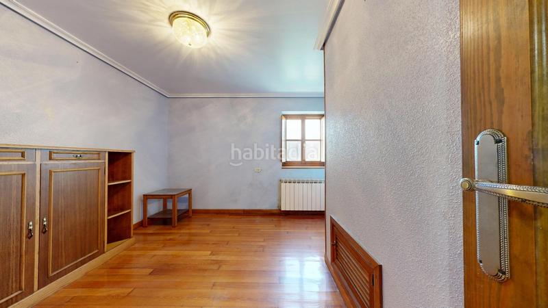 Foto e9311070-8a4c-4fc6-a3b8-faf6f6010295. Casa baserri con 9.000 metos de terreno en Markina - Xemein