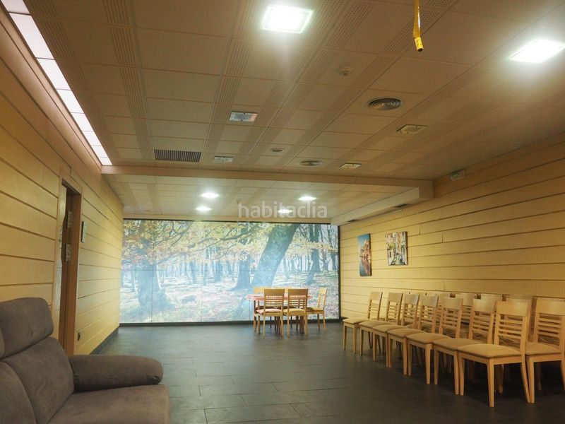 Foto b2203683-5ba7-49ea-bba9-a15f1608f30a. Local comercial a Alonsotegi