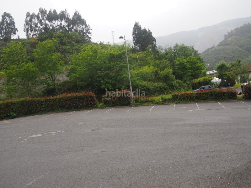 Foto cf550486-b17f-4754-8aa5-712a659df3c1. Local comercial a Alonsotegi