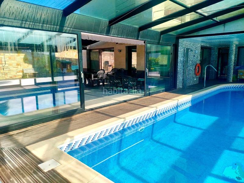 Foto 1f46d8ba-a26f-4aaf-b9c9-f0b94a5596f5. Casa espectacular villa con piscina rodeada de naturaleza en Laukiz