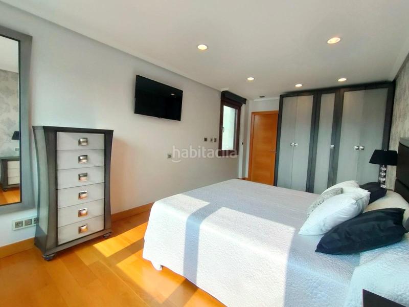Foto f21bd86a-2592-452e-a494-4a7926197921. Casa espectacular villa con piscina rodeada de naturaleza en Laukiz