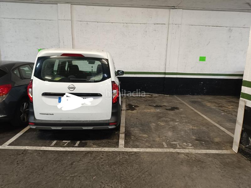 Foto 10787d09-caf8-4188-a46f-9d586f46e6fe. Aparcament cotxe a San Pedro de Deusto - La Ribera Bilbao