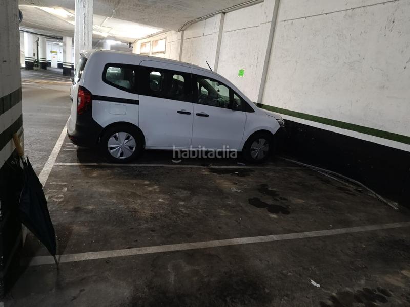 Foto c48061fe-fe36-4332-91e2-409076fc4d48. Aparcament cotxe a San Pedro de Deusto - La Ribera Bilbao