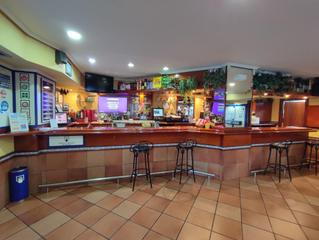 Local commercial  Calle doctor andres aya goñi. Cafeteria en pleno funcionamiento en zalla