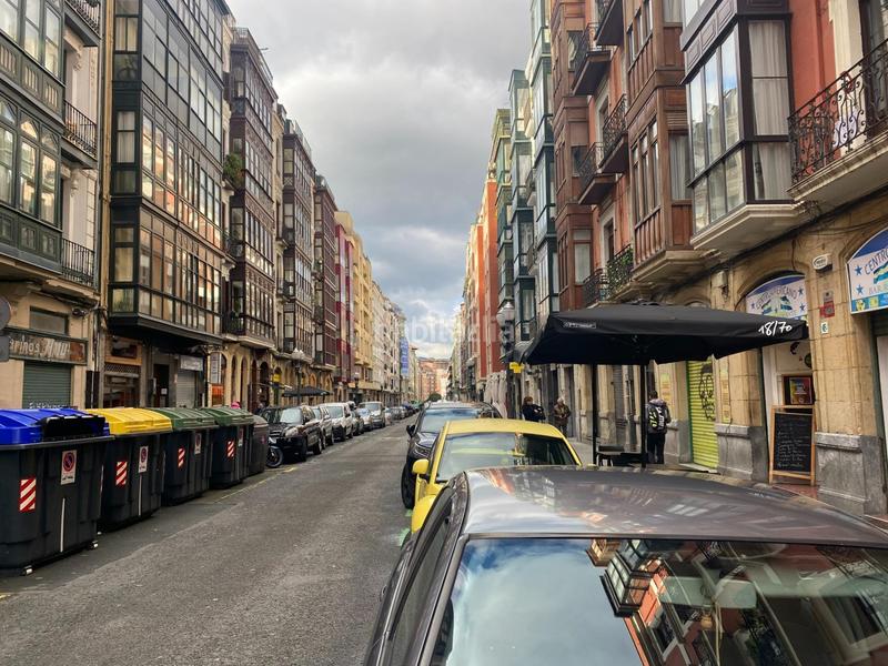 Foto 907c0d1f-f5d9-4883-a9ea-d98469f74fb7. Local comercial a Zabalburu Bilbao