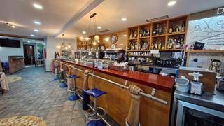 Local Comercial a Derio. Oportunidad única bar restaurante con alto rendimiento en venta