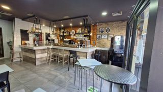 Geschäftsraum  Avenida avenida gernikako arbola. Un emprendimiento con sabor! cafetería  hamburguesería