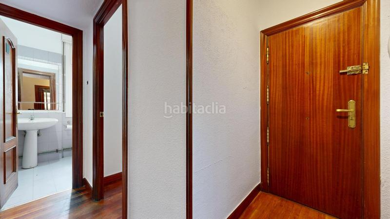 Foto 235399b9-14a8-447f-82aa-e1d2dcf880e0. Piso  en venta cerca de miribilla en Zabala Bilbao
