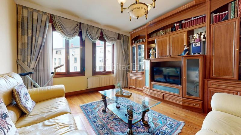 Foto a32de15f-0479-4737-8cb2-e8c883a11abd. Appartamento con riscaldamento in Ensanche - Moyua - Diputación Bilbao