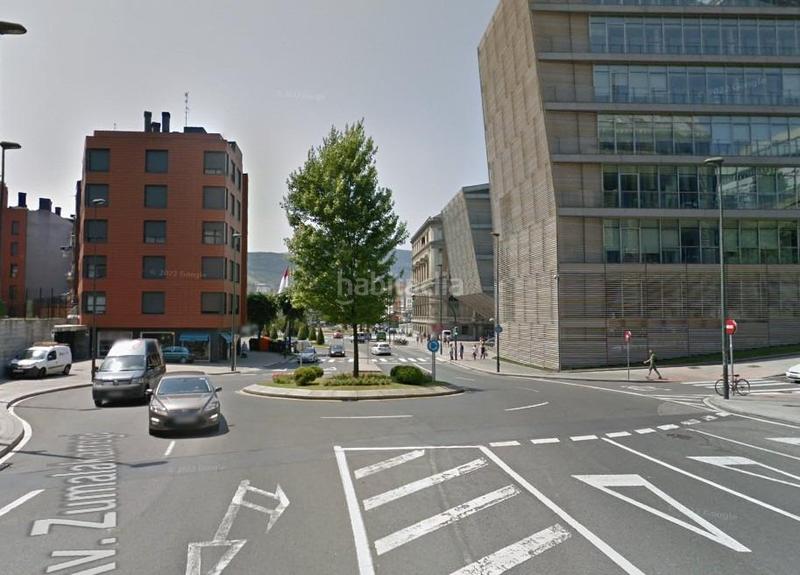 Foto d4ac6c7e-c54c-43c1-94d8-71f997d9e141. Location local commercial dans calle c. del cristo 20 dans Bilbao