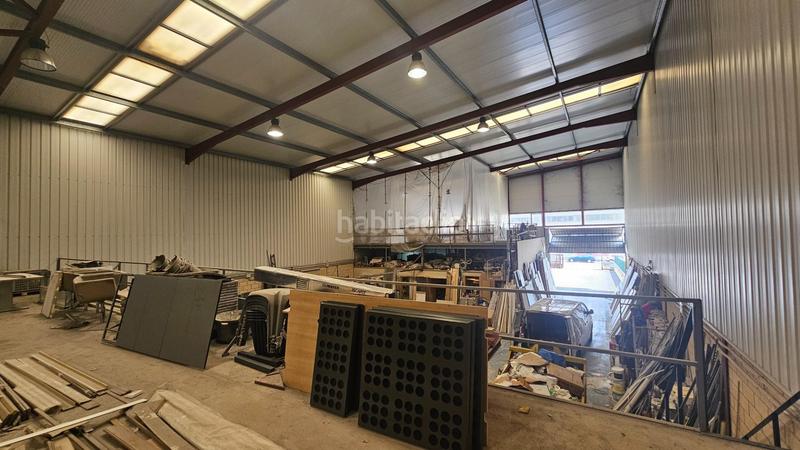 Foto 380099f0-bad7-41ff-a3e3-8909dc3d7395. Fabrikhalle in Gordexola