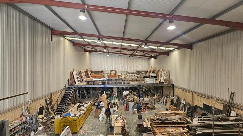 Foto cbfd06d7-14d5-4b7f-b07c-36cb89c4b7be. Fabrikhalle in Gordexola