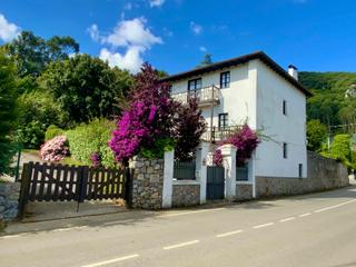 Casa  Barrio soano-llama. Encantadora propiedad con amplias posibilidades