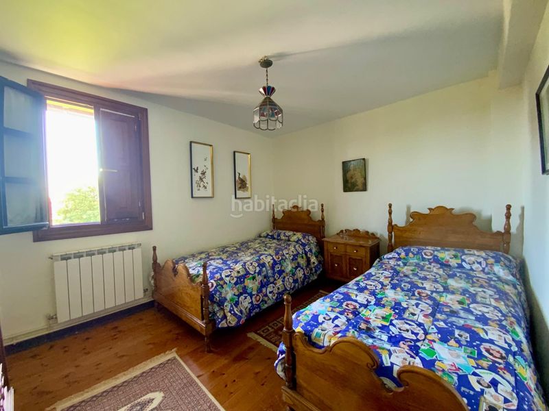 Foto 3a127646-bd26-4946-b8fd-9ac0f885071d. Casa amb calefacció aparcament a Arnuero