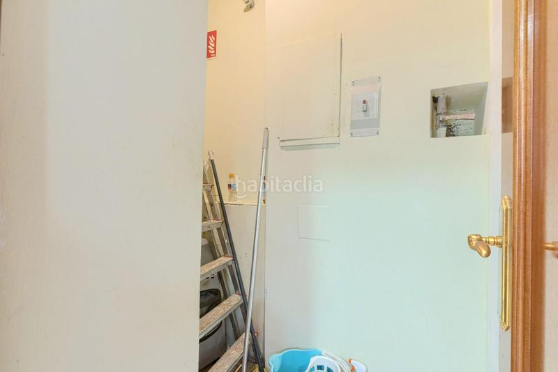 Foto 37d28653-8b96-493f-bd25-5711d84c5eee. Local comercial a Centro Portugalete