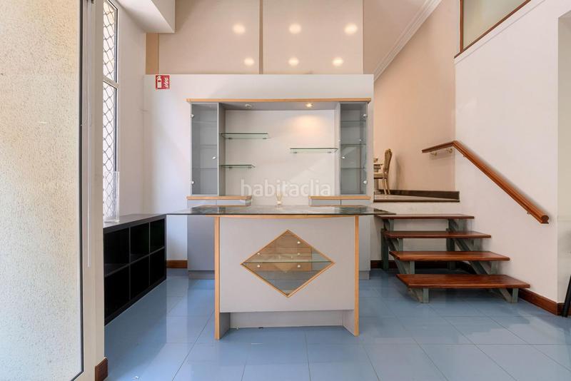 Foto b8378cb6-f9f0-473b-b843-8f8bf8b456d9. Local comercial a Centro Portugalete