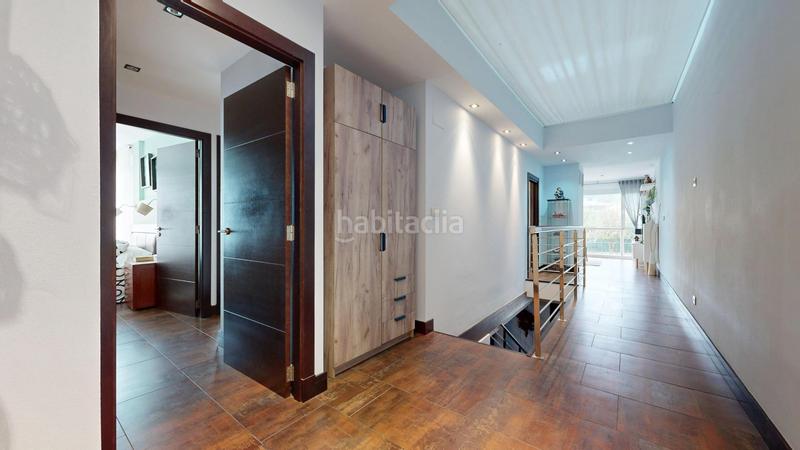 Foto 20806aed-7cfc-4108-ad6c-c8774b6e0c89. Casa adossada amb calefacció aparcament a San Miguel Basauri