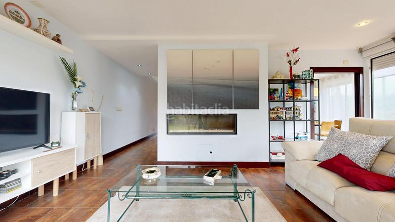 Foto 70732869-960f-4277-9147-f2d71c6f5732. Casa adossada amb calefacció aparcament a San Miguel Basauri