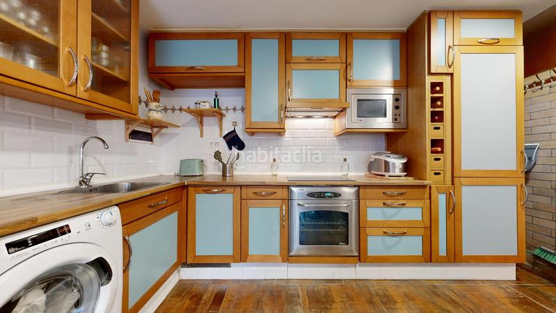 Foto 8471ce66-16e3-423a-a462-14c609b01f14. Casa adossada amb calefacció aparcament a San Miguel Basauri