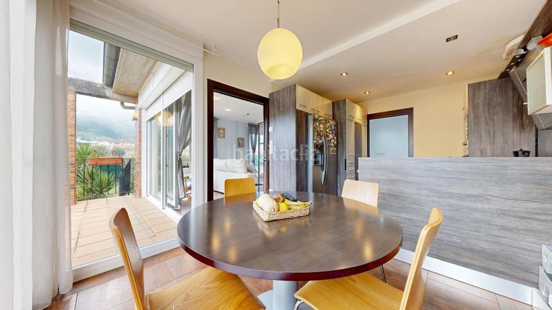 Foto 980a4da1-99bf-43eb-bc0d-1879078464b9. Casa adossada amb calefacció aparcament a San Miguel Basauri