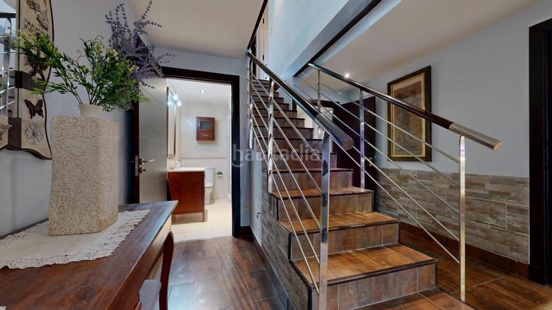 Foto acc55e50-6e51-44c6-aba4-fcac8cf729d9. Casa adossada amb calefacció aparcament a San Miguel Basauri