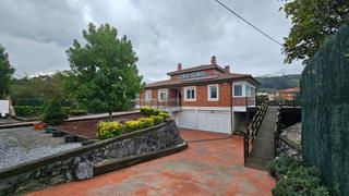 Maison jumelée  Calle c. uriarte. Chalet bifamiliar en basauri