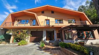 Maison  Calle de goienuri. Casa con piscina en llodio