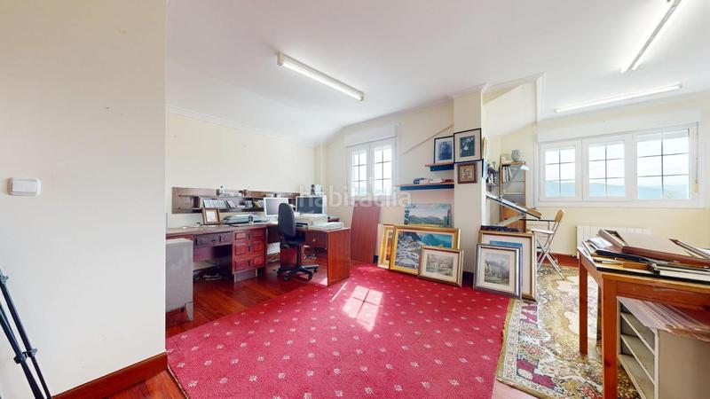 Foto 0b14f7cb-96b4-4f21-9a51-8bd836e2780e. Chalet avec chauffage parking dans Arcentales