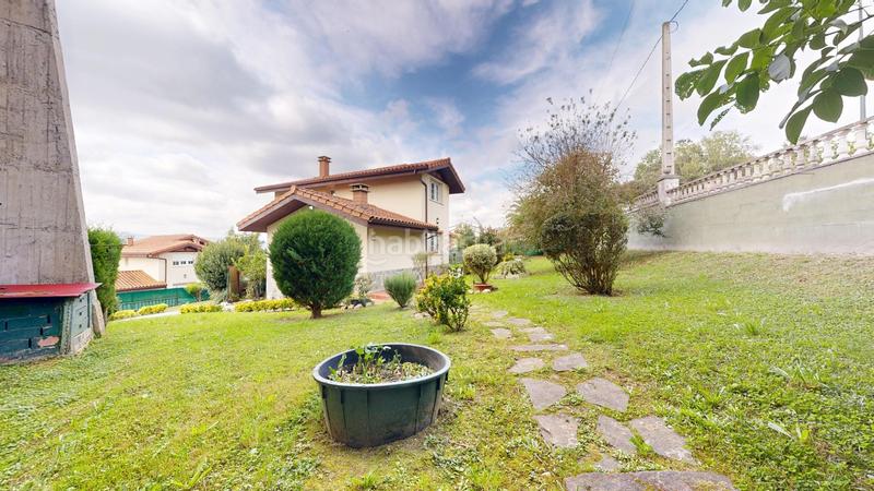 Foto 62725027-5564-43ee-9db2-6679ffc71d63. Chalet avec chauffage parking dans Arcentales