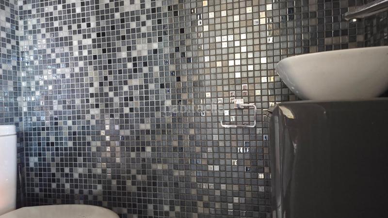 Foto 6c307dbf-72cc-42e5-8012-ca74108a6dc0. Local comercial a Centro Urbano-Hirigunea Leioa