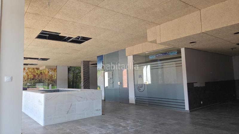 Foto 78b7636c-d2fd-43fd-a9c0-cb04b08cb2c6. Local comercial a Centro Urbano-Hirigunea Leioa